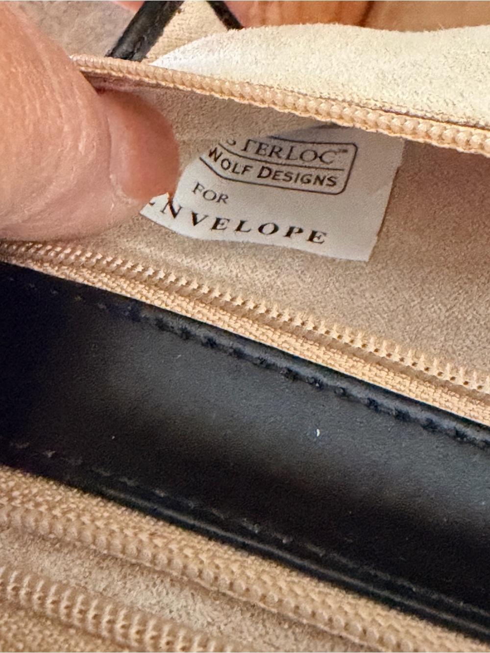 Black Patent Leather and Beige Suede Jewelry Roll Travel Organizer, Red Envelope - Picture 9 of 11